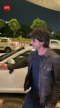 Shah Rukh Khan and daughter Suhana Khan spotted at Mumbai airport
