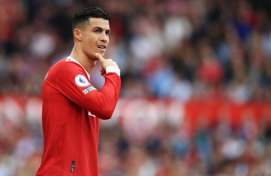 Cristiano Ronaldo arremete contra Gary Neville y Wayne Rooney