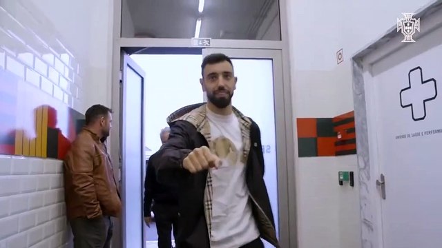 Portugal - Retrouvailles glaciales entre Bruno Fernandes et Cristiano Ronaldo