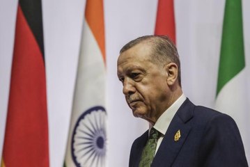 Cumhurbaşkanı Erdoğan'ın G20 Zirvesi'ndeki basın toplantısına gazetecilerden yoğun katılım (2)