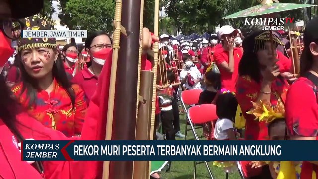 Gebyar Angklung di Alun-alun Jember Pecahkan Rekor MURI