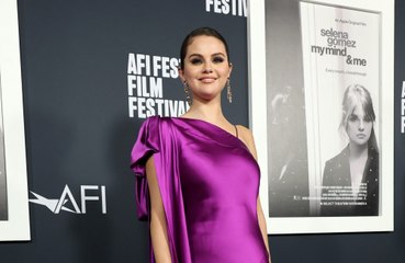 Selena Gomez estime que rompre avec Justin Bieber est 'la meilleure chose' qui lui soit arrivée