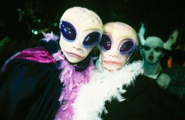 Aliens wipe themselves out before humans discover them!