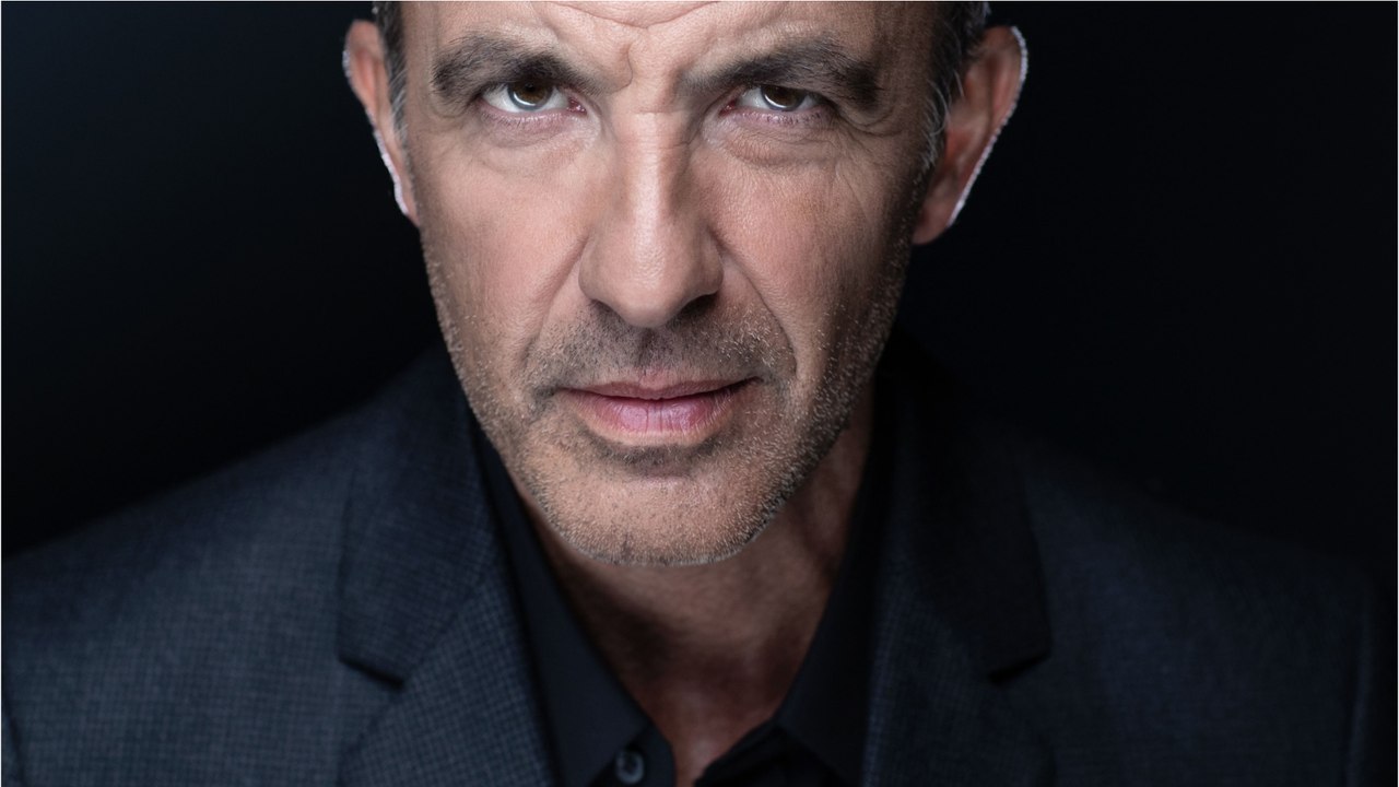 VOICI : Nikos Aliagas absent aux NRJ Music Awards : découvrez qui va le remplacer