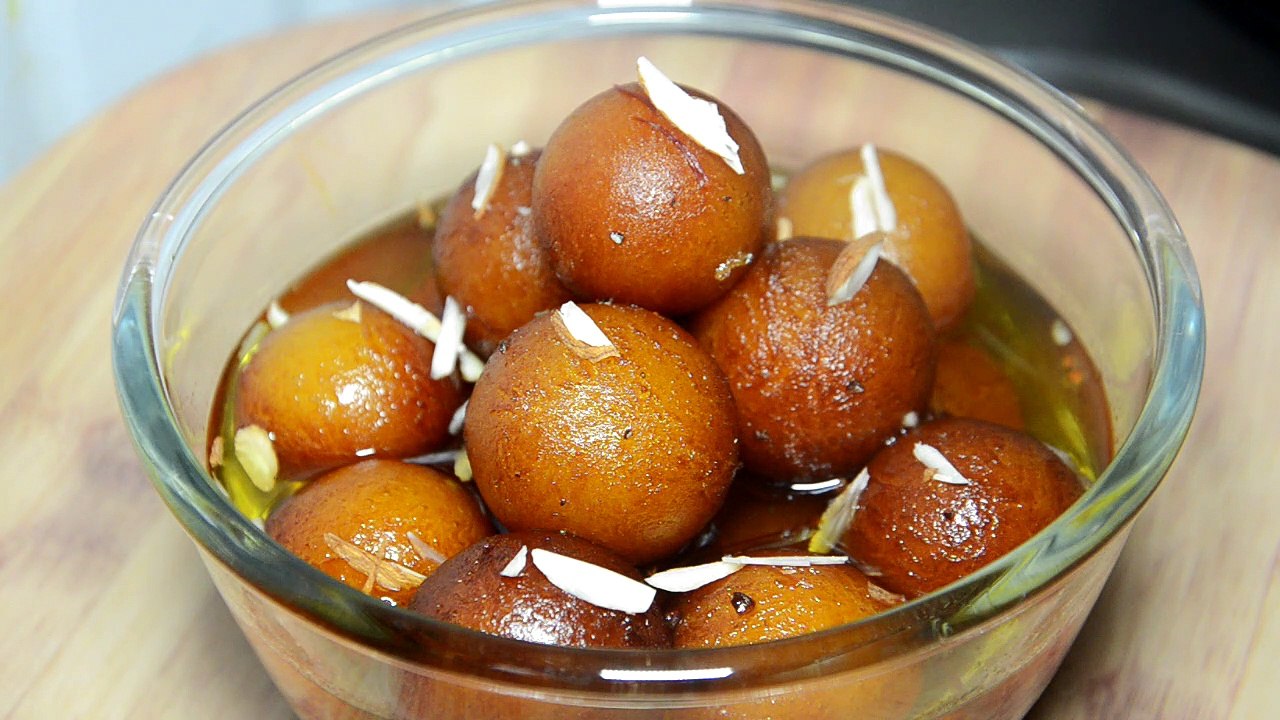 Instant Gulaab Jamun Recipe | बाजार जैसे सॉफ्ट गुलाब जामुन घर पे बनाने का आसान तरीका | Gits Gulab Jamun Recipe