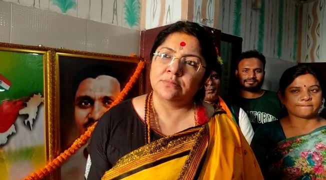 ভয় দেখিয়ে কোন‌ও লাভ নেই, বিজেপি পঞ্চায়েতে চোখে চোখ রেখে লড়বে: লকেট চট্টোপাধ্যায়