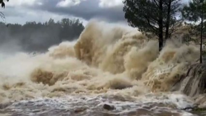 Alluvioni in Australia, straripa l'invaso della diga di Wyangala