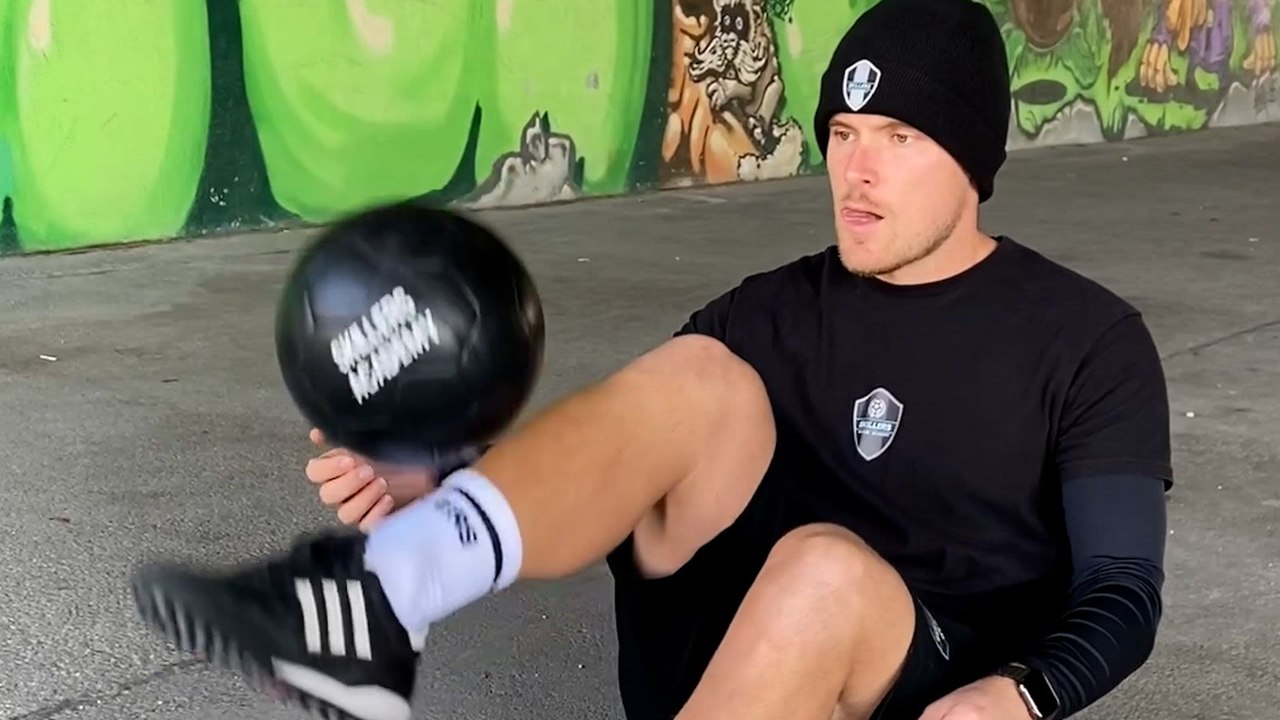 Verbessere dein Ballgefühl - im Sitzen!