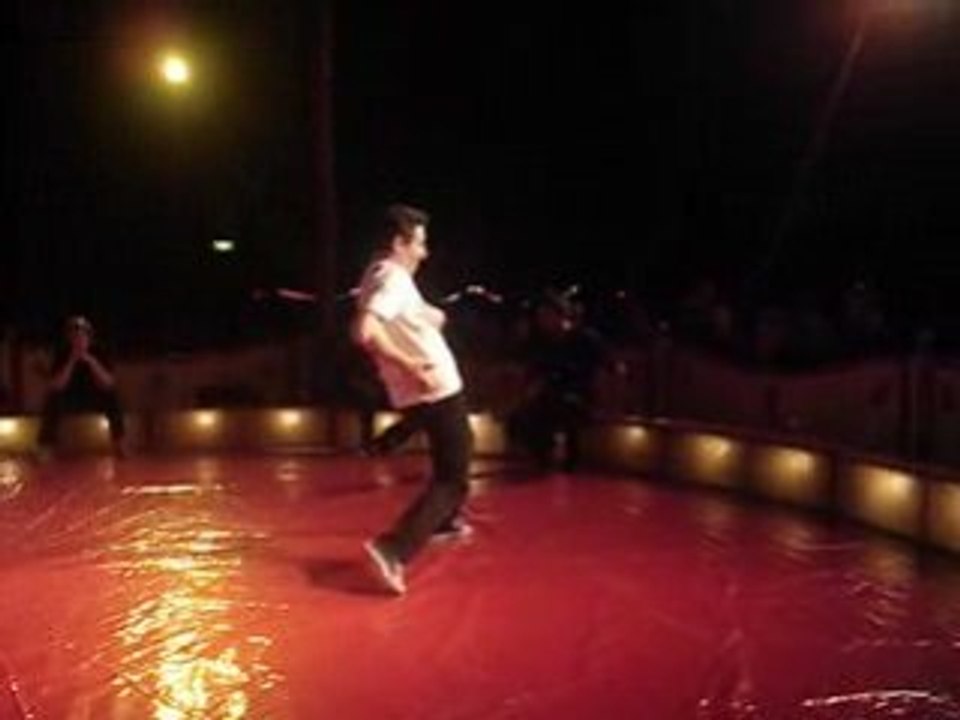 La Ligue d' impro fait son Cirque