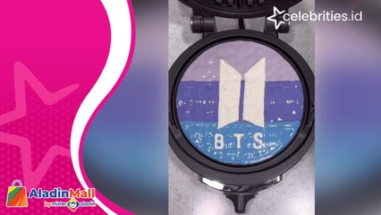 Unik! Waffle dengan Design Logo BTS dan The Astronaut