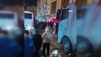 İstanbul'da sınır ötesi operasyonları protesto için bir araya gelen HDP üyeleri gözaltında