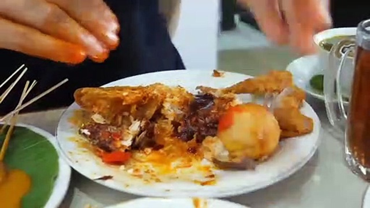 33 Indonesian STREET FOODS Across Indonesia!! NASI PADANG, YOGYAKARTA Gudeg + BANDUNG BBQ!! 16