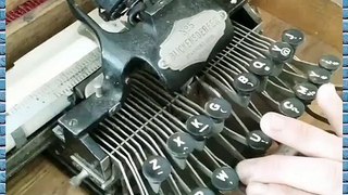 how to work typewriter