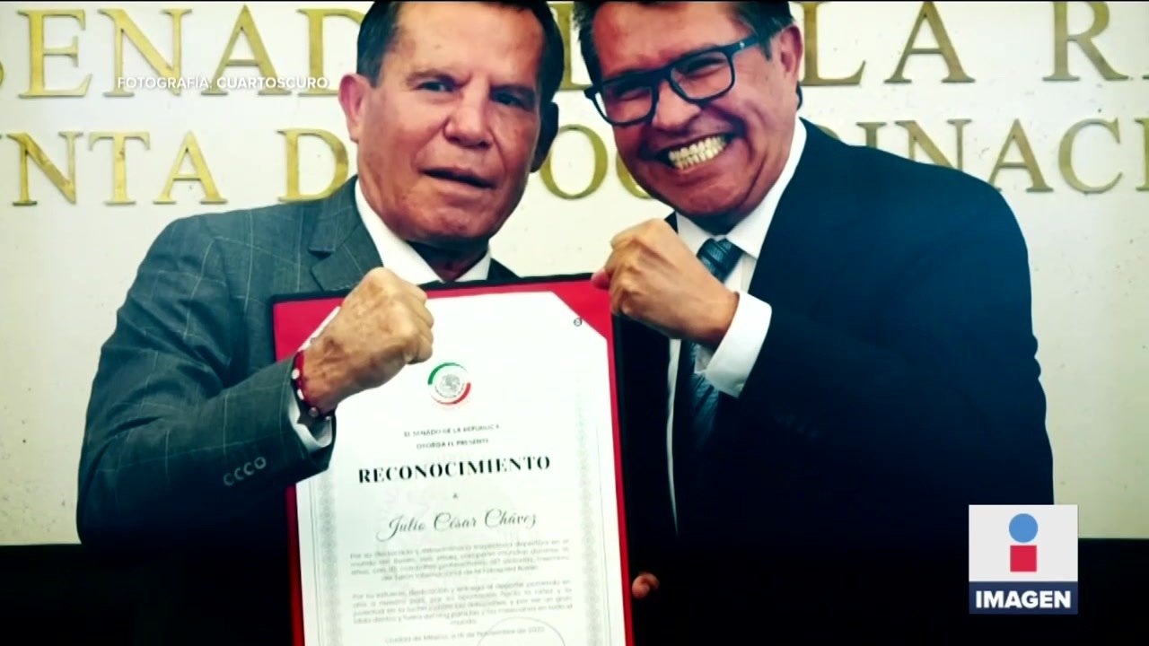 Senado reconoce a Julio César Chávez por su trayectoria deportiva