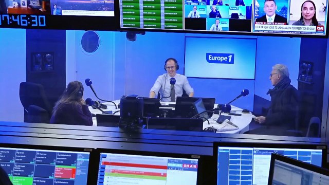 «Les dames de Marlow enquêtent, vol 2» de Robert Thorogood et la pièce «Chers parents»