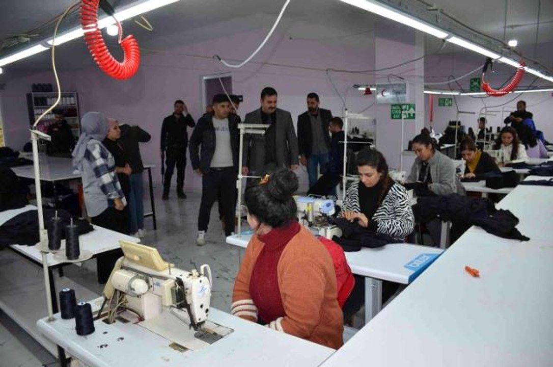 Beytüşşebap'ta kadın girişimci açtığı atölye ile istihdam sağladı