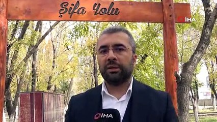 10 metrelik yol için giden gidene! Karşınızda çıplak ayak parkuru