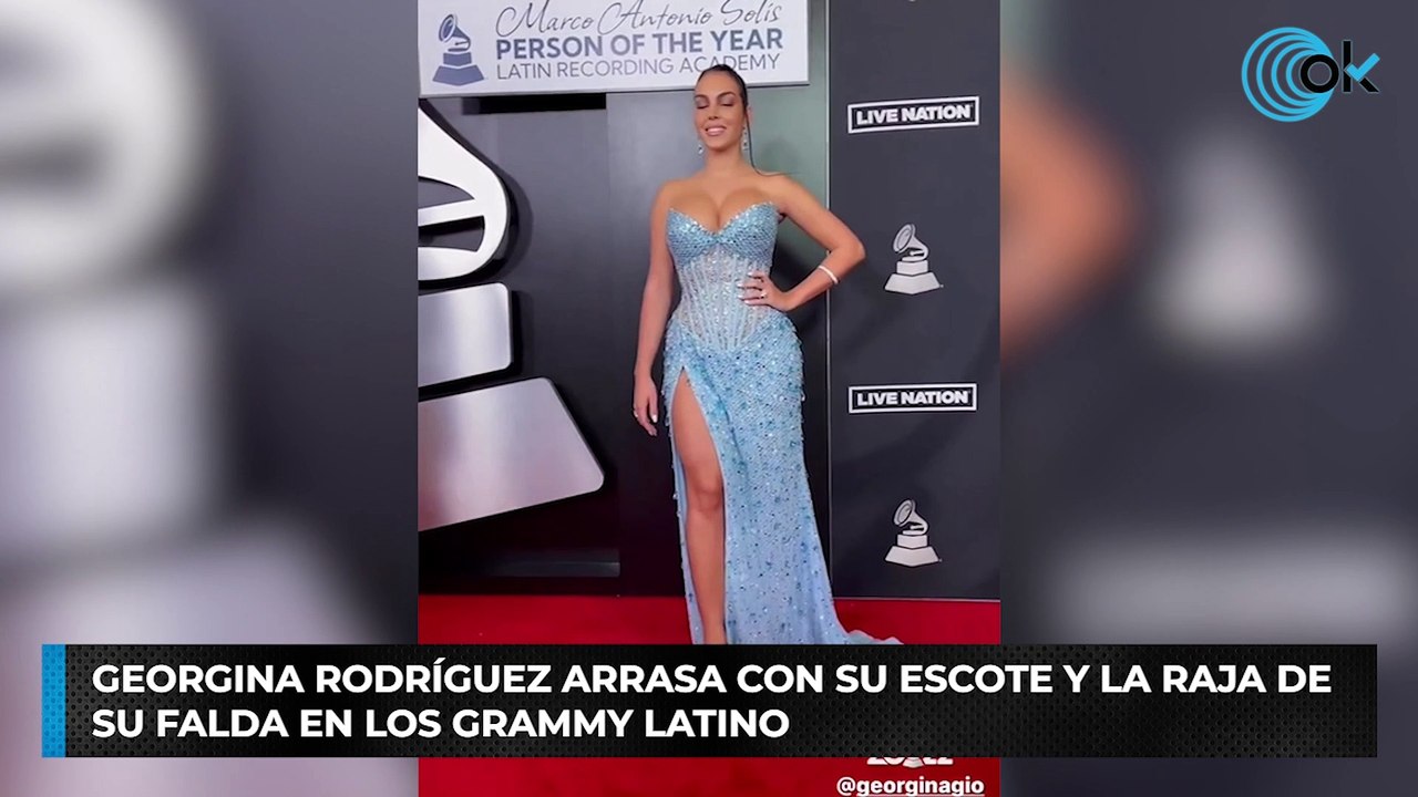 Georgina Rodríguez arrasa con su escote y la raja de su falda en los Grammy Latino