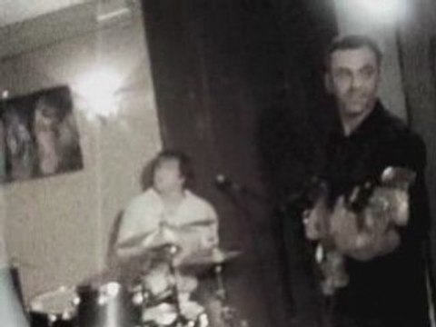 the Flying Pigs - Better days to come (live 15 Mars 2008) Vanilla café