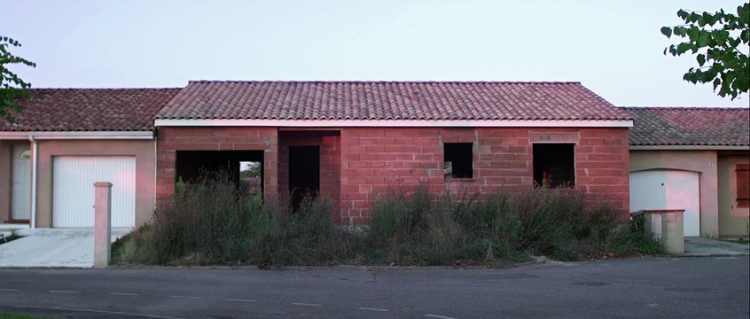 Tant qu'il nous reste des fusils à pompe Bande-annonce (EN)