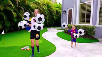 ستيسي وناستيا يتبادلان حلوياتهما للعب ولعب مسابقات مختلفة للحصول على جوائز