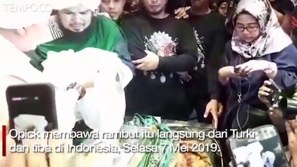 Terima Rambut Nabi Muhammad SAW, Opick akan Siapkan Tempat Khusus