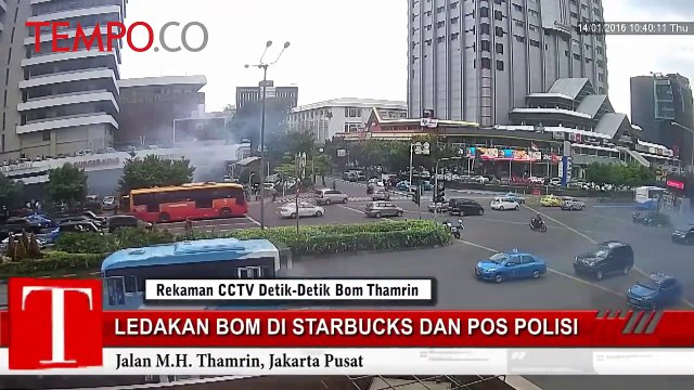 Rekaman CCTV: Ledakan Bom di Starbucks dan Pos Polisi