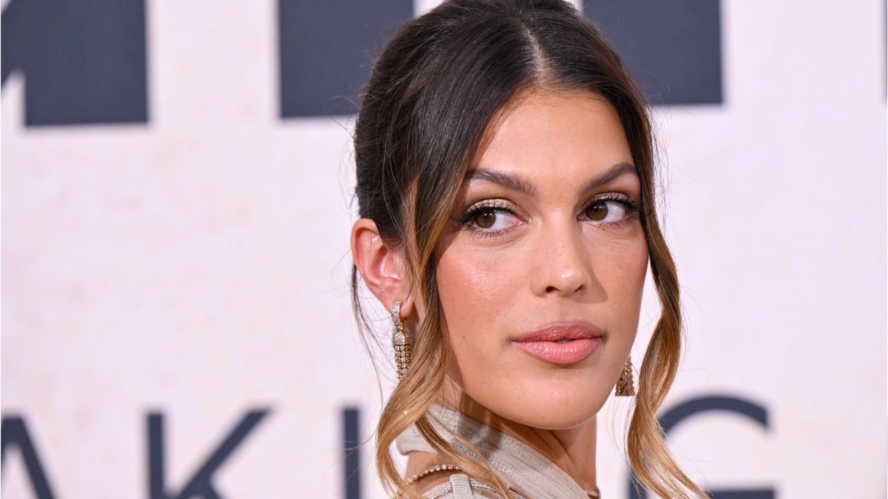 VOICI : "Je n'ai pas envie de vous mentir" : les larmes aux yeux, Iris Mittenaere fait de tristes confidences