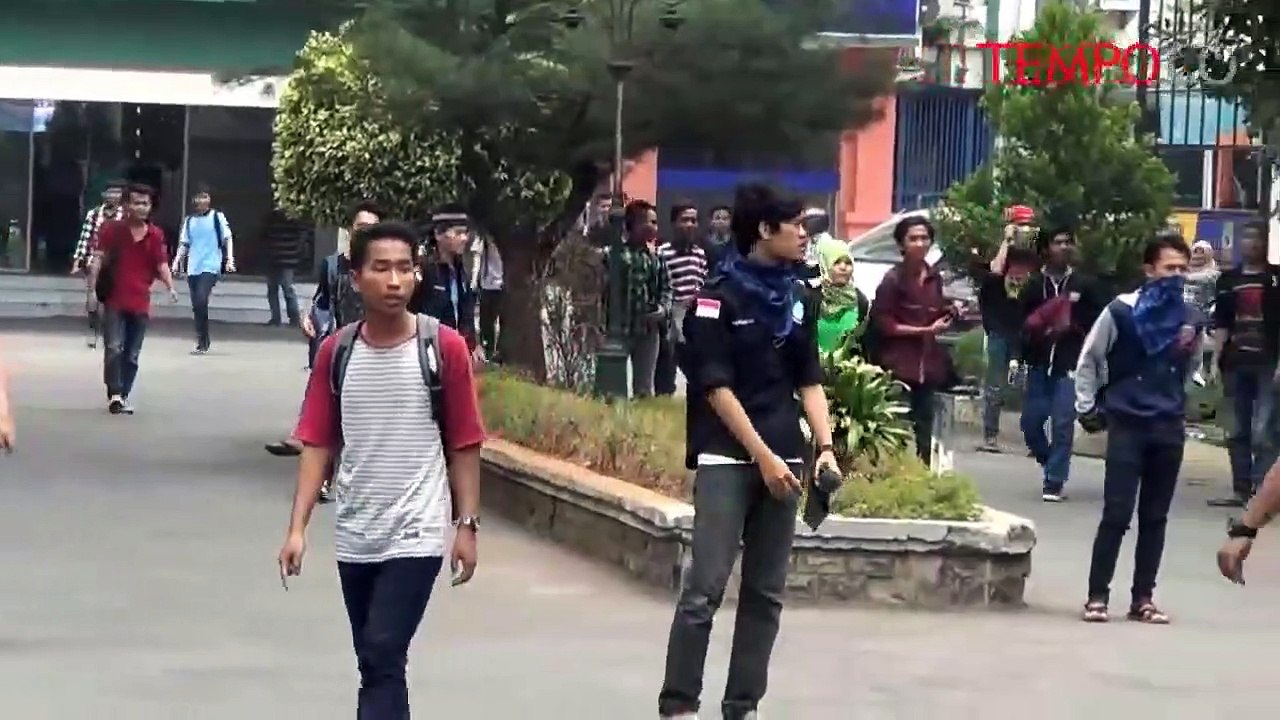 Desak Rano Karno Benahi Banten, Demo Mahasiswa Dibubarkan Paksa