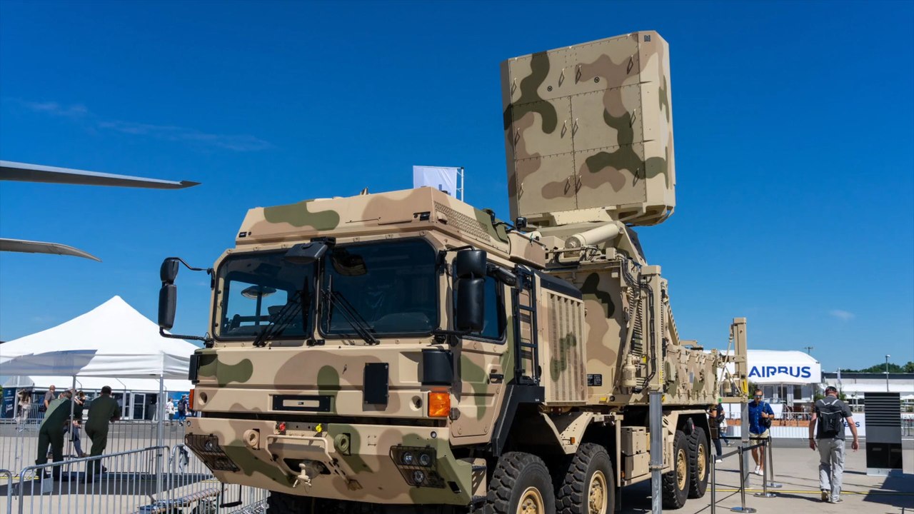 Deutsches Flugabwehrsystem Iris-T zerstört mehrere Russen-Raketen