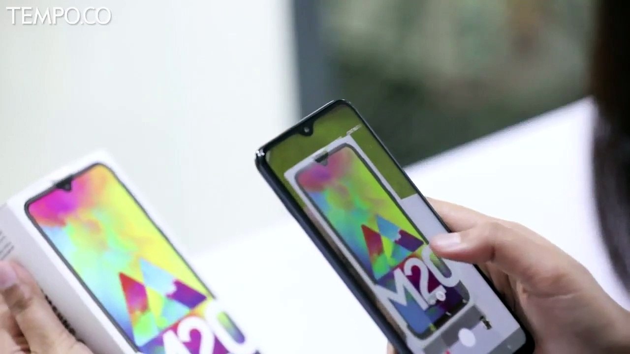 REVIEW SAMSUNG GALAXY M20
