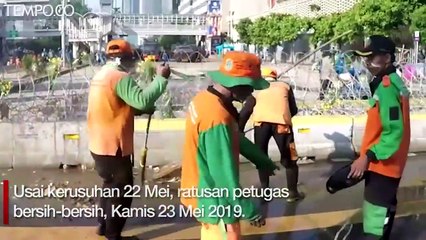 Pasukan Oranye Bersih-bersih Pasca Kerusuhan 22 Mei