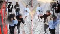 Görüntü Türkiye'den! Kaldırımda yürüyen genç kızları önce taciz edip, sonra dövdüler