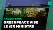 Greenpeace projette un documentaire sur la maison du Premier Ministre britannique