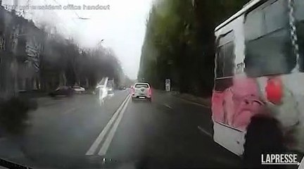 Missile russo su Dnipro in Ucraina