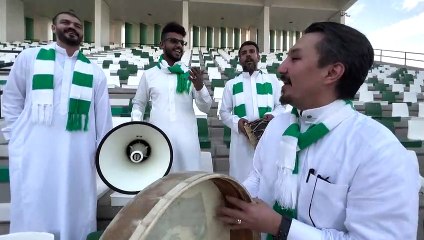 مشجع سعودي رحّالة يتجهّز لكأس عالم "كأنه في السعودية"