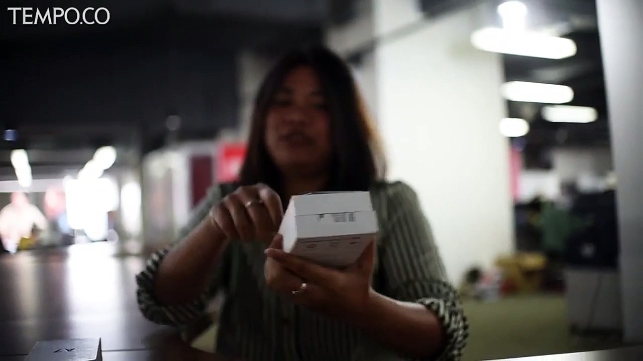 Unboxing Samsung Galaxy A7, Smartphone Tiga Kamera