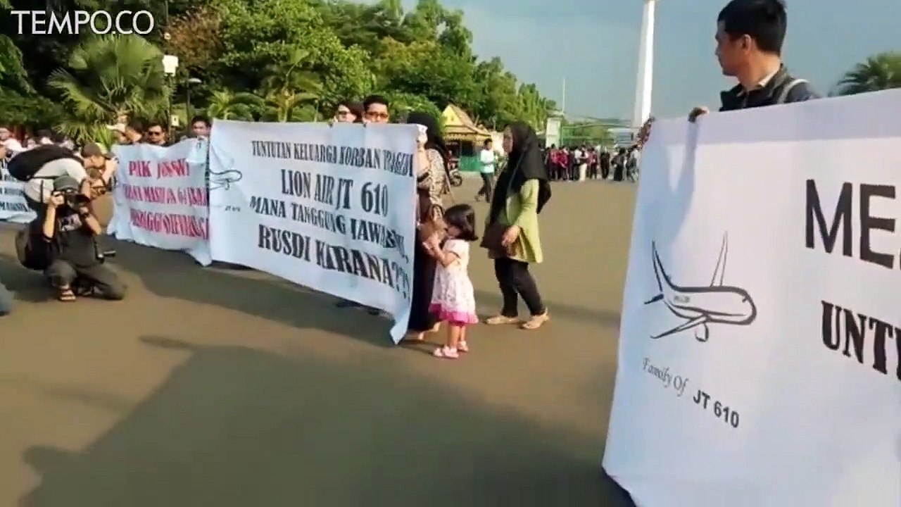 64 Korban Lion Air JT610 Belum Teridentifikasi, Keluarga Gelar Aksi di Depan Istana