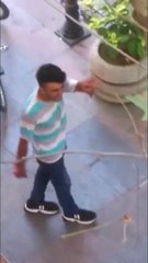 "Erkek yok mu?" diye racon kesti! Neye uğradığını şaşırdı