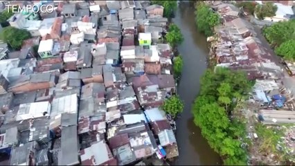 Video Drone: Normalisasi Ciliwung Terhalang Pembebasan Lahan