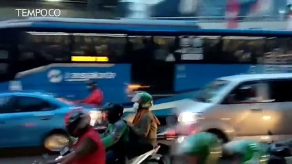 Hari Pertama Ganjil Genap, Lalu Lintas Simpang Slipi Padat