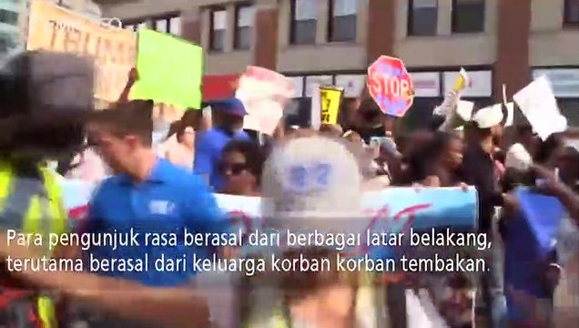 Protes Ribuan Warga Chicago Kekerasan Senjata Api