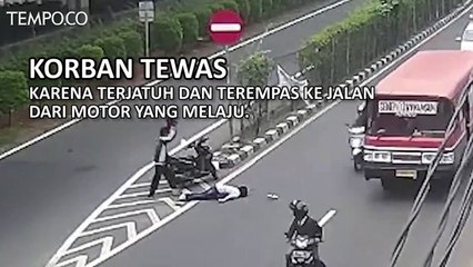 Terekam CCTV Penjambretan Penumpang Ojek Online