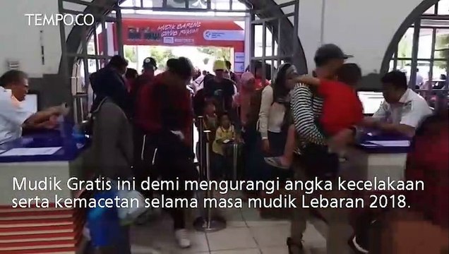 Menteri Rini Soemarno Melepas Peserta Mudik Gratis BUMN