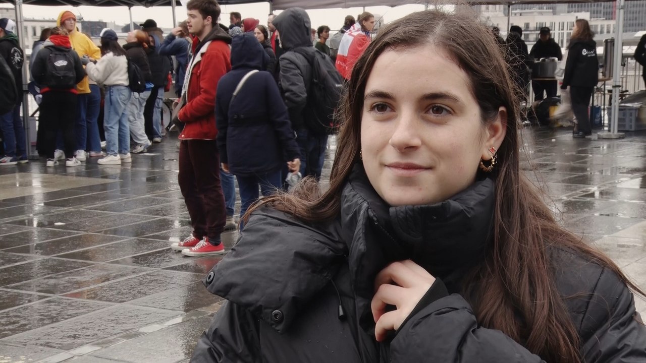 Les étudiants manifestes à Bruxelles contre la précarité