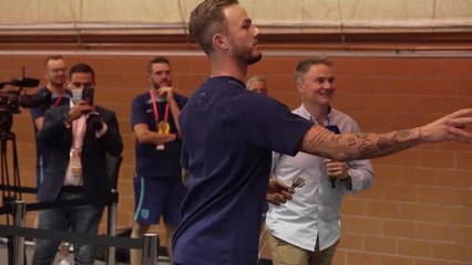 Qatar 2022 : Angleterre - James Maddison s'essaye aux fléchettes