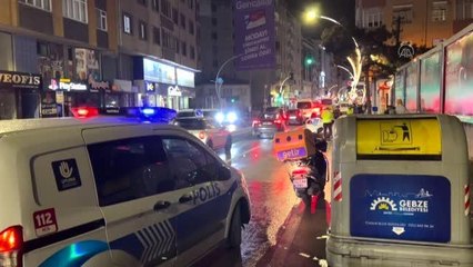 Otomobille çarpışan motosikletin sürücüsü yaralandı