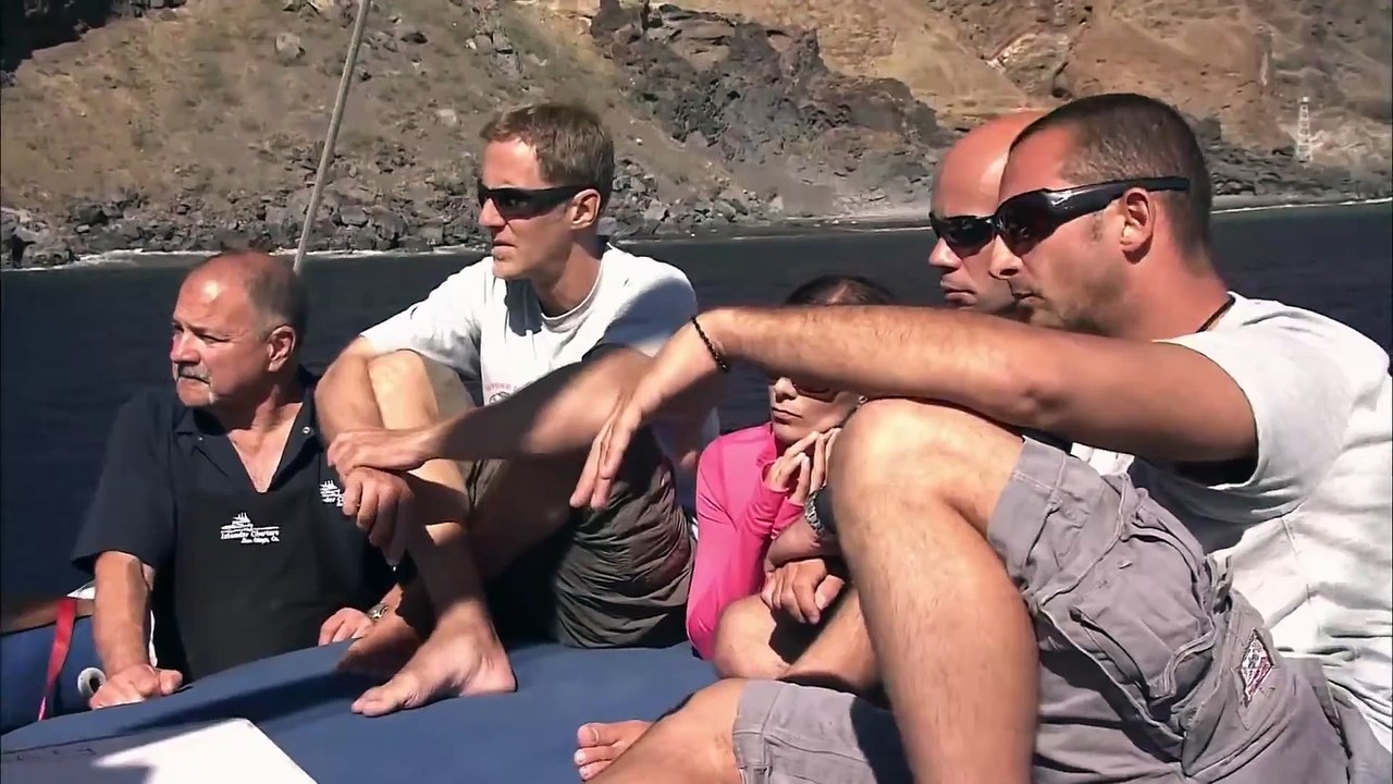 Adventure Ocean Quest - The White Sharks of Guadalupe Episode 4