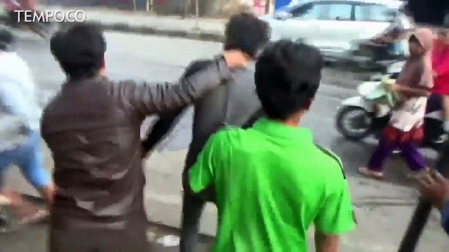 Bawa Kabur Anak Gadis, Pemuda Pengangguran di Serang Diamuk Massa