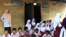 Dijanjikan Gedung Baru, Murid SD Ini Masih Belajar di Bekas Kandang Kerbau